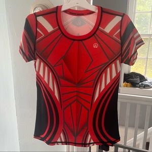 Inknburn Women’s Crane Tech Shirt size medium